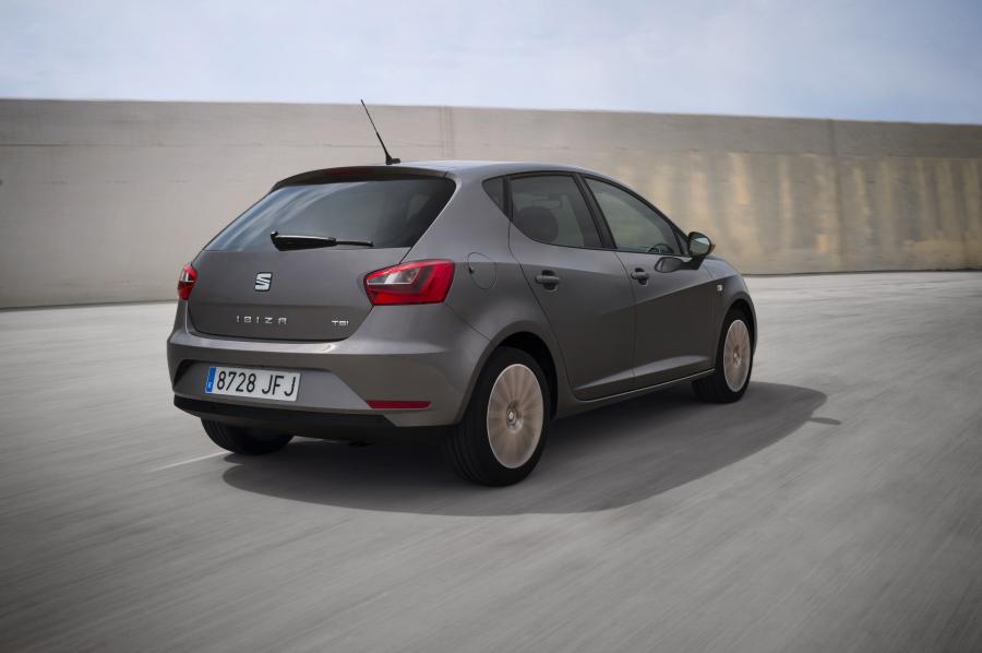  Seat Ibiza 2015 года  (фото 24 из 35)